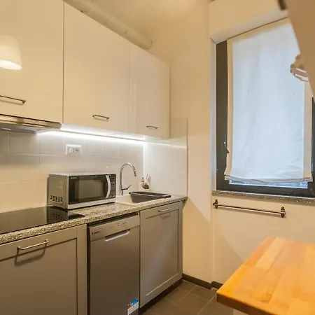 Lara Apartman Campione dʼItalia